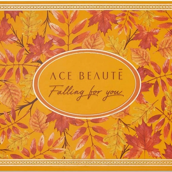 Ace Beauté - Falling for you eyeshadow palette. - Picture 1 of 3